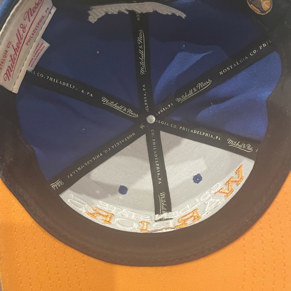 NEW ERA TWO TONE GOLDEN STATE WARRIORS SNAPBACK - Picture 3 of 3